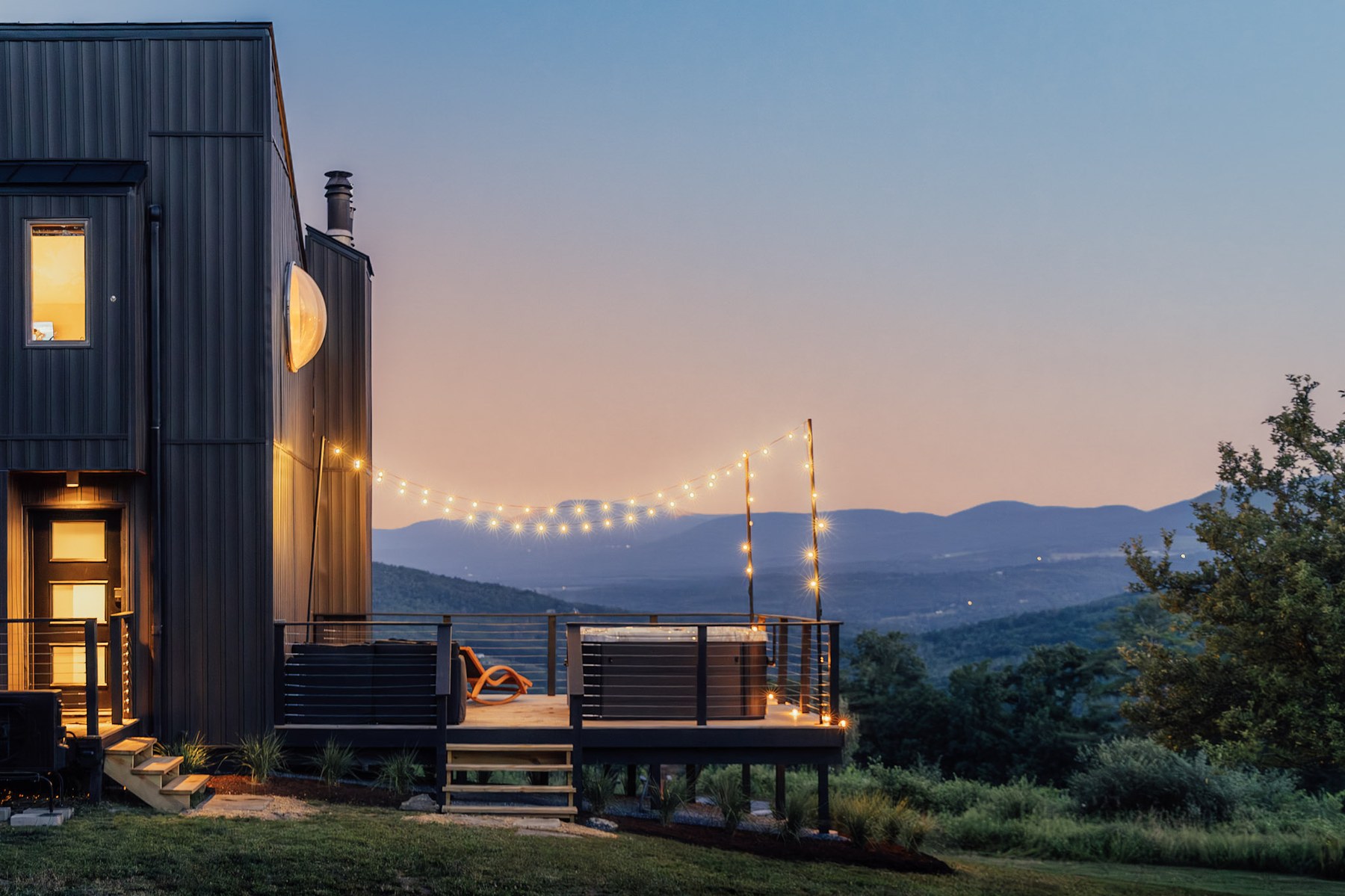 Hollow Sky — Catskill mountain views at dusk